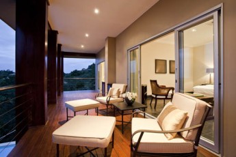 Eden Rock Estate Villa Umdoni Deck Lounge Suite And Table